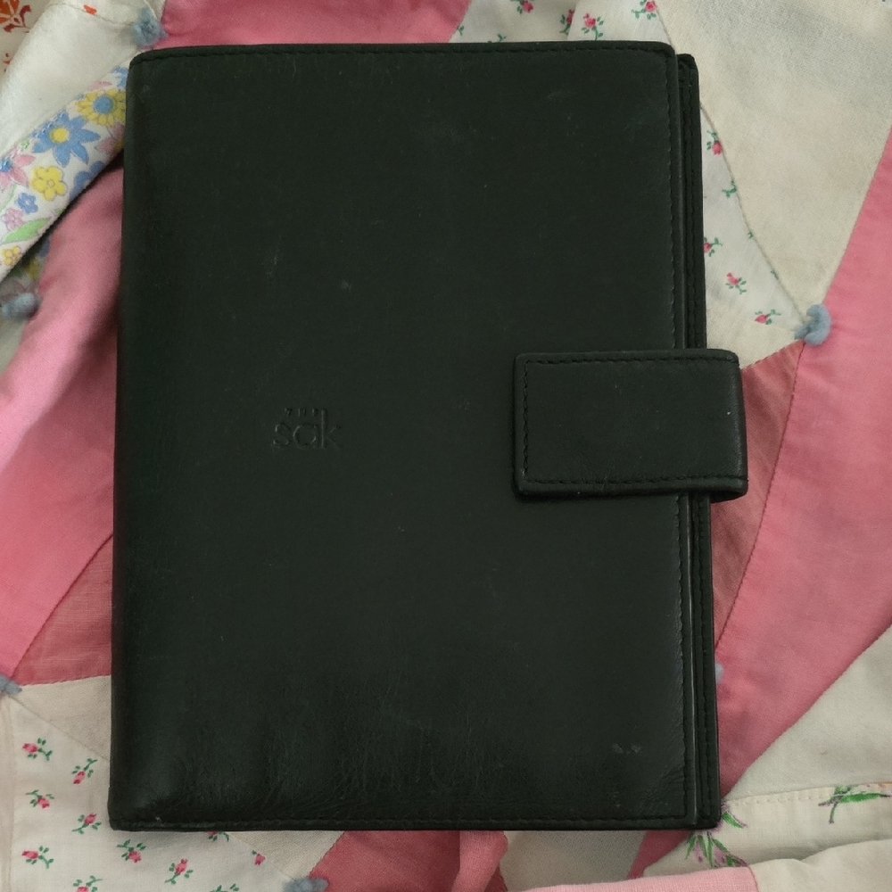 The Sak Black Leather Organizer Walletwith Snap Closure